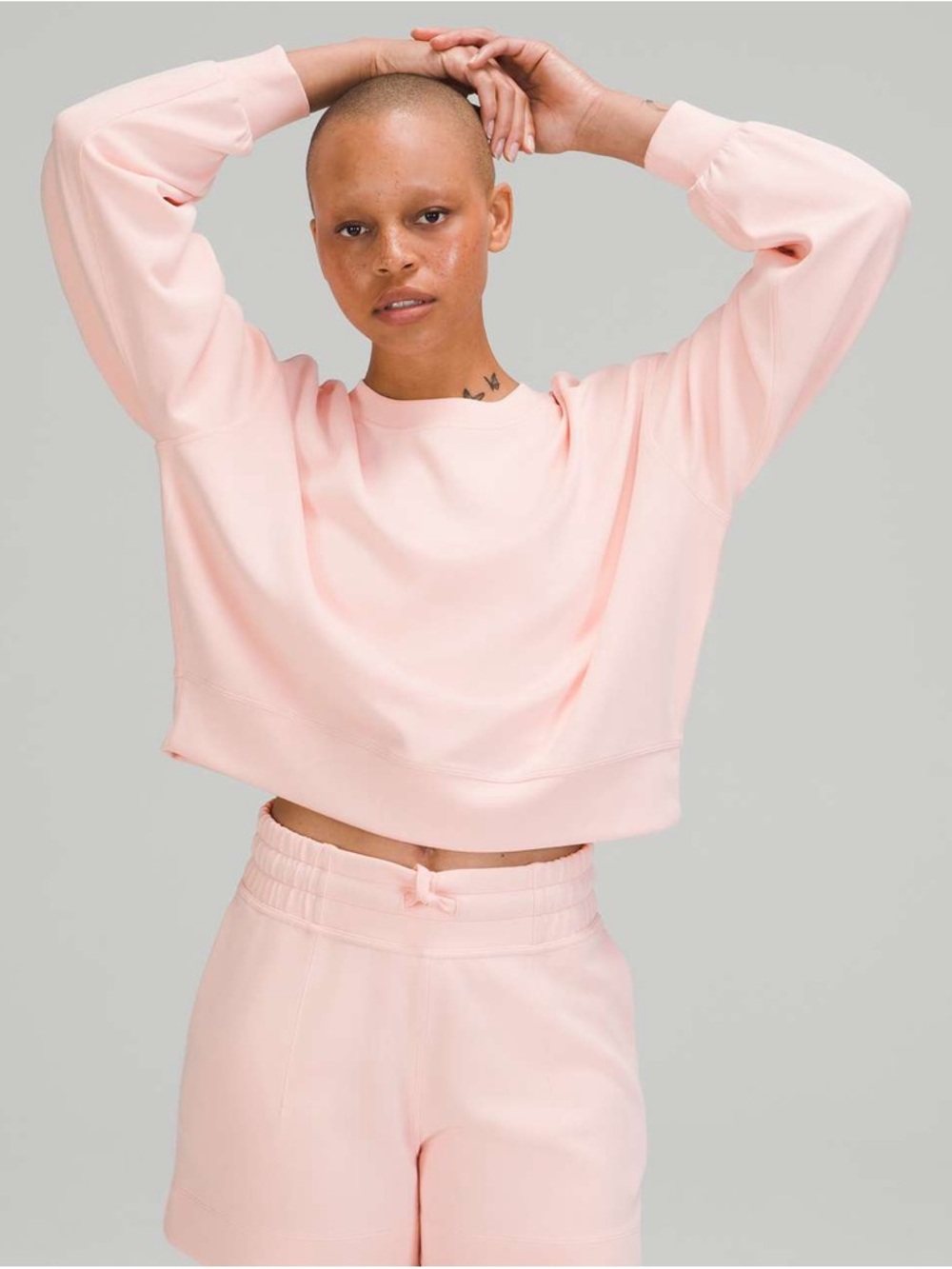 Lululemon | Perfectly Oversized Cropped Crew in Pink Mist *Softstreme - Size 16 - Picture 2 of 9